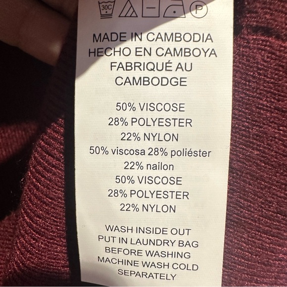 Michael Kors NWT Merlot Sweater with Gold Chain Detail - Picture 7 of 8